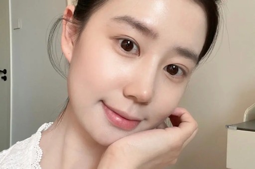 1天4个瓜！国外生子、女星恋情曝光、自曝怀双胎迪丽热巴最意外