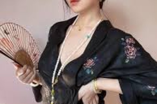 “打假博主”被打假：起底网络维权的“生意经”